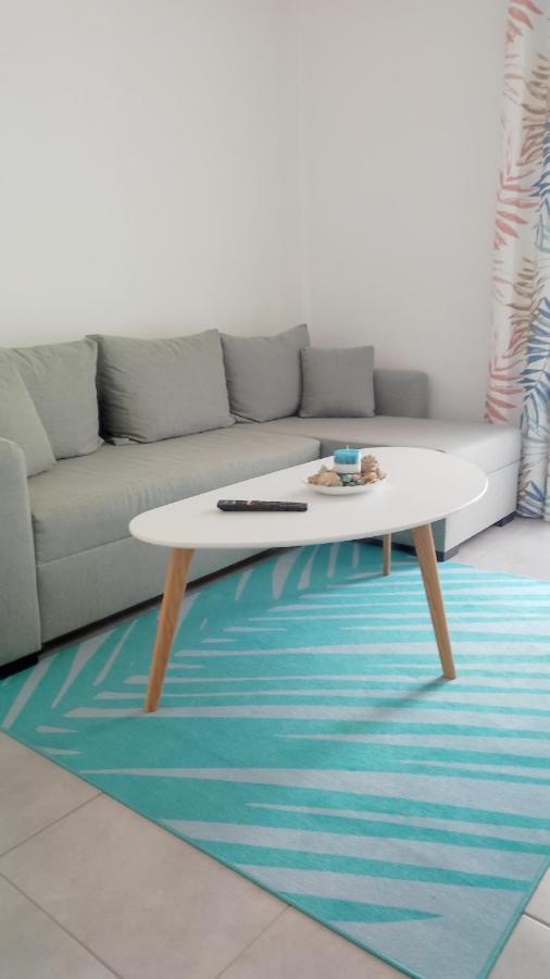 Sea Pleasure Apartment II Peraia  ภายนอก รูปภาพ