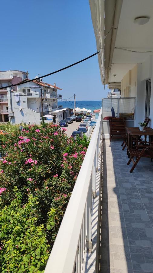 Sea Pleasure Apartment II Peraia  ภายนอก รูปภาพ