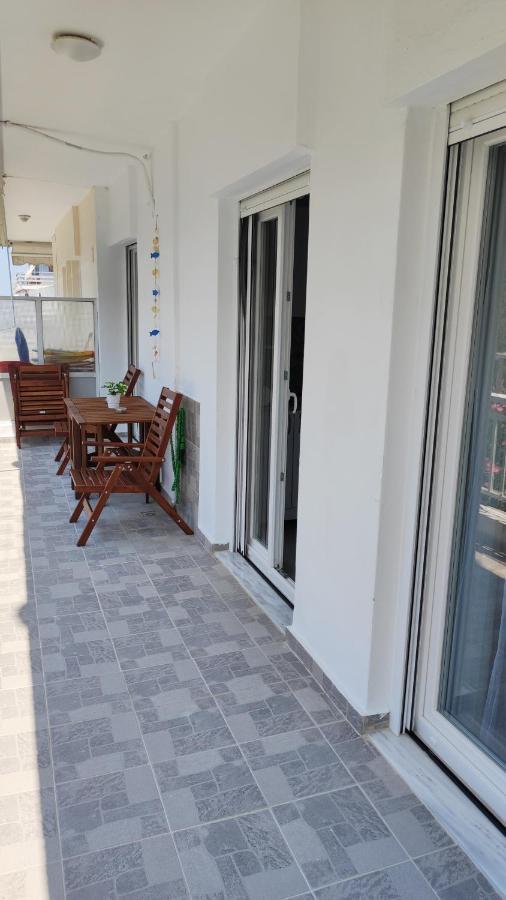 Sea Pleasure Apartment II Peraia  ภายนอก รูปภาพ